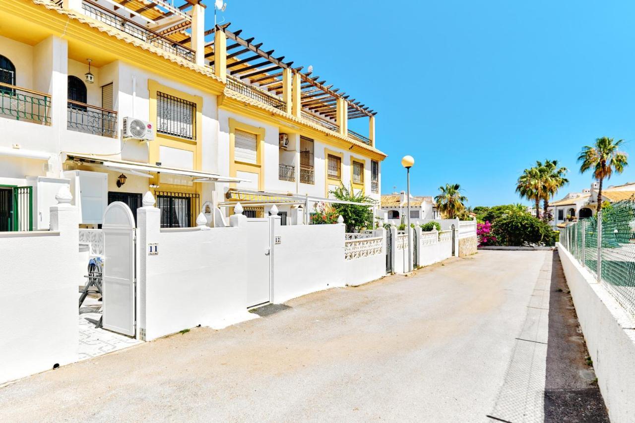 Espanhouse Sonia In La Zenia Playas De Orihuela Exterior photo